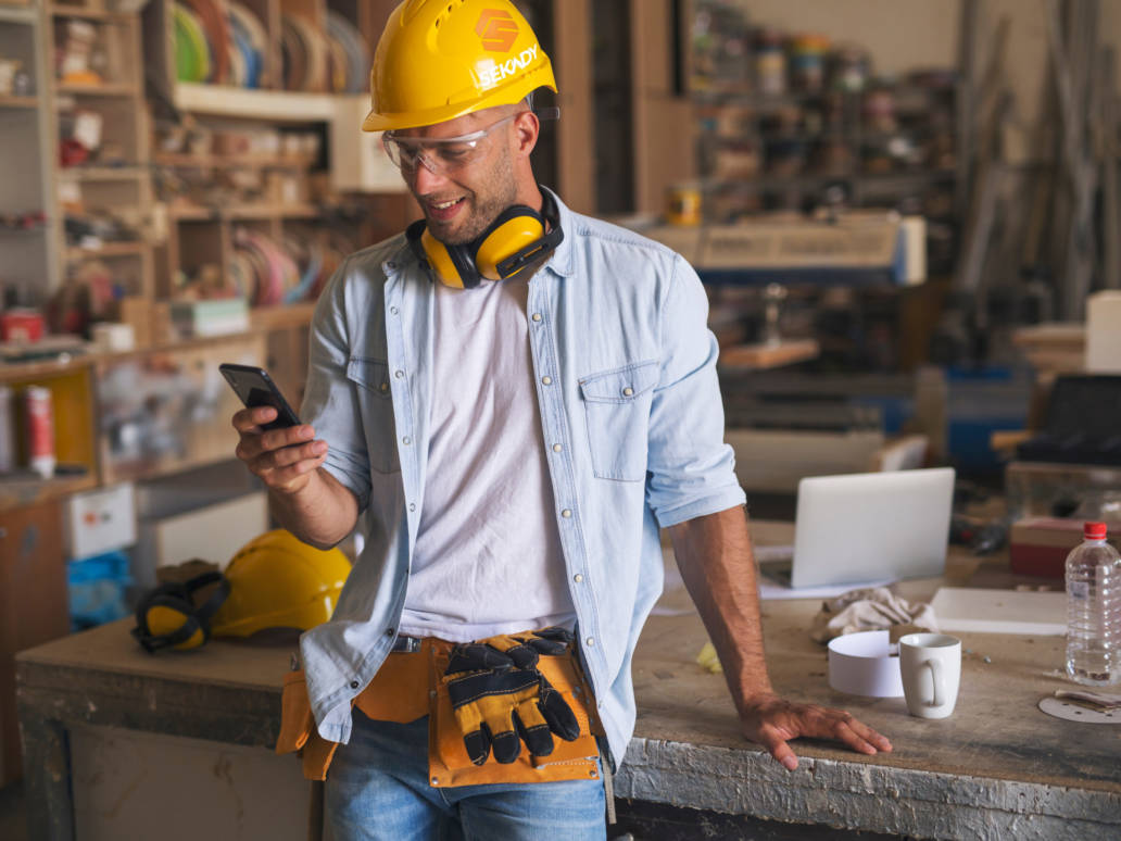 Carpenter Phone